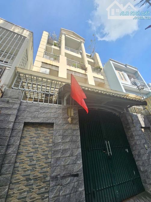 KẸT TIỀN BÁN GẤP - HẠ GIÁ SIÊU HỜI - DT LỚN 94M2 - NGAY SÁT Q1 - 1