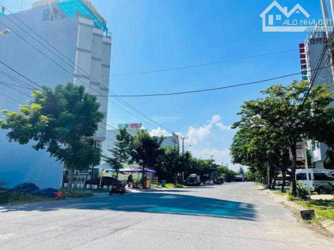 Bán 1058m2 đất MT đường An Dương Vương, TP. Phan Rang, đối diện Ks lớn, sát biển - 1