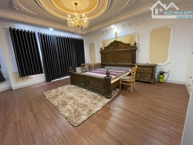 BÁN NHÀ, đường Đặng Văn Ngữ, Q. Phú Nhuận, Kc 1Trệt 4 lầu cao cấp  Dt:7 x 9m. Giá 15tỷ900 - 12