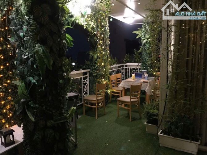 BÁN NHÀ, đường Đặng Văn Ngữ, Q. Phú Nhuận, Kc 1Trệt 4 lầu cao cấp  Dt:7 x 9m. Giá 15tỷ900 - 13
