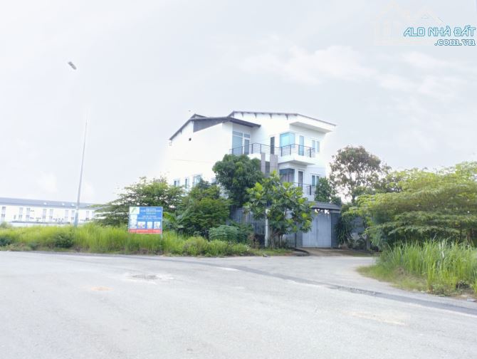 Cần bán đất nền đẹp, đối diện trường Mẫu giáo, diện tích 338m² nằm trong KDC Phú Nhuận, Q9 - 6