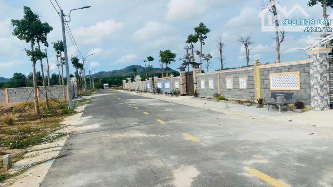 Sát Tỉnh lộ 44B- Phước Hội - Đất Đỏ- 500m giá 3 tỷ 500 - 2