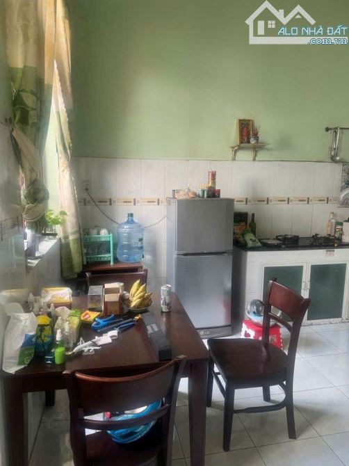 Nhà 2 tầng Mặt Tiền đường TL44 phường THẠNH LỘC Q12, dt 279m²(7,1x40).DÒNG TIỀN 9tr/th - 2