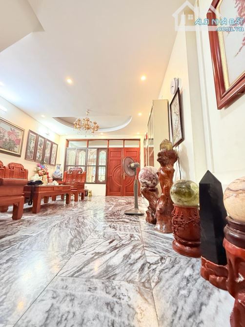 Siêu Phẩm_ Xuân La Tây Hồ-Lô Góc_Oto Tránh_Gần Ngoại Giao Đoàn-70m 3 Tầng Mt 6,2m Giá 17,7 - 2