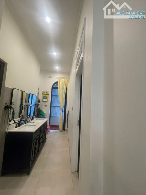 🏡CẦN BÁN CĂN NHÀ HỒ XUÂN HƯƠNG NGAY VƯỜN HOA ÁNH SÁNG –  ĐÀ LẠT - 9.5 TỶ - 2