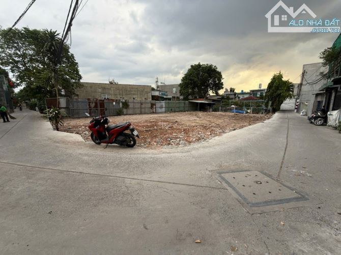 Trả giá là bán. 2 lô liền nhau 5.5*19m và 8*19m. Thới Tam Thôn .hóc môn - 2