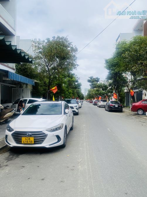 BIỆT THỰ 3 TẦNG CAO CẤP – PHẠM PHÚ TIẾT – FULL NỘI THẤT NHẬP KHẨU – Ở NGAY KHÔNG PHẢI SỬA. - 2