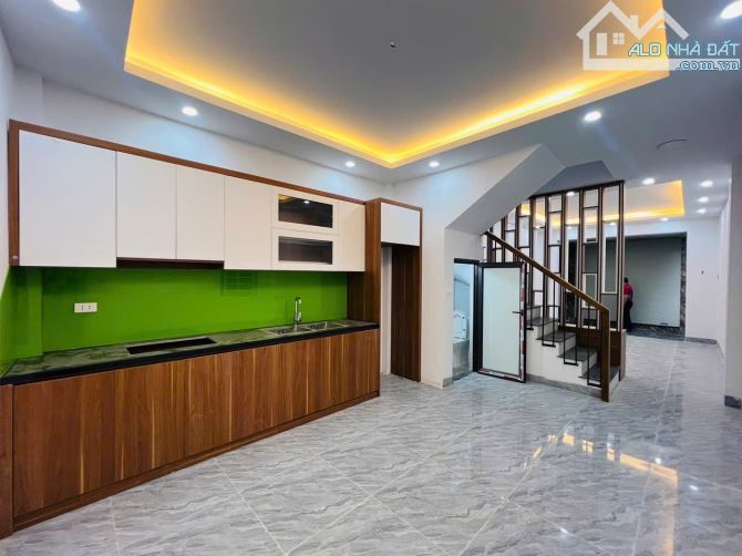 Bán nhà phố Định Công 40m2 giá 3 ti - 2