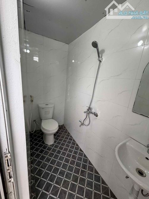 Cho Thuê Nhà Nguyên Căn Mặt Phố Hữu Hòa Thanh Trì 46m2 2T 2Vs 2 Mặt Thoáng Ô Tô Kinh Doanh - 2