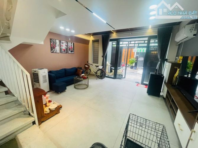Bán gấp nhà đẹp 3 tầng,ngang 5m,hẻm 6m thông sát bên chợ Hạnh Thông Tây, P.11,Gò Vấp - 2