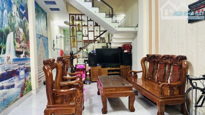 NHÀ ĐẸP 3 TẦNG, HẺM XE TẢI 8M THÔNG- TIỆN KD- SÁT CHỢ BÌNH THÀNH- 84M2(4x21)- CHỈ HƠN 6 TỶ - 2