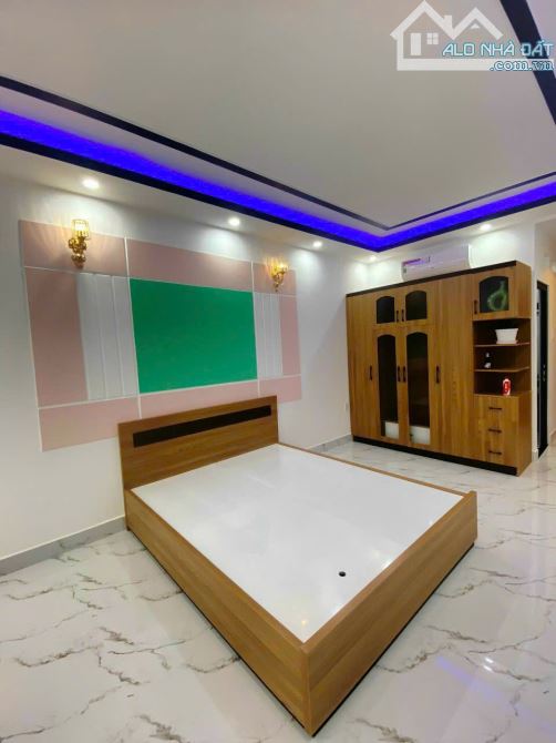 Vip Nhất Khu Vực! Toà CHDV Ngay Co.op Mart Phan Xích Long - Vị trí đắc địa, giá tốt nhất! - 2