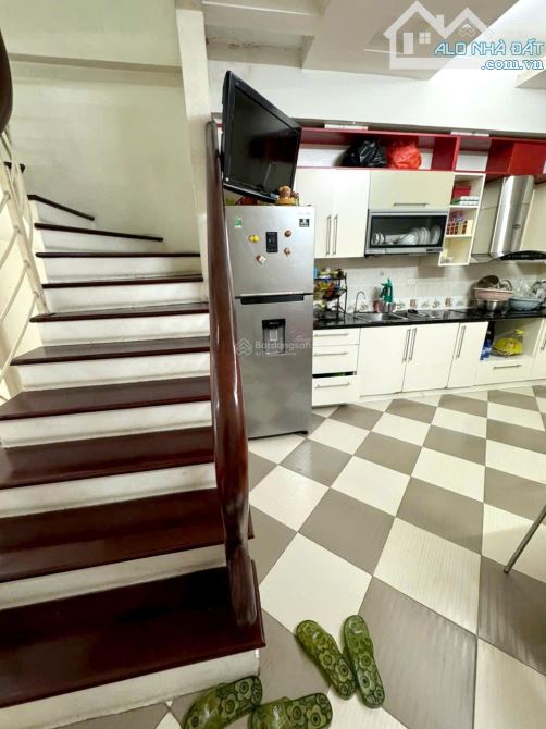 BÁN NHÀ MẶT NGÕ GẦN PHỐ 13,5 TỶ 56m 4 TẦNG MT 4m Ô TÔ 4 CHỖ ĐỖ CỬA VÕNG THỊ TÂY HỒ - 2
