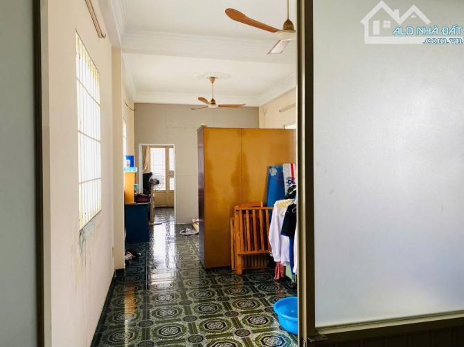 🔥HIẾM CÓ KHÓ TÌM! NHÀ 3 TẦNG ĐOÀN VĂN BƠ Q4 - 77M² - VIEW ĐẸP Q1, Q2 - CHỈ 7.7 TỶ! 🔥 - 2