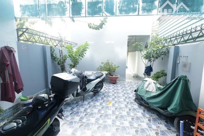 Bán Nhà 4 tầng đường HÀ HUY GIÁP phường THẠNH XUÂN Q12, dt 130m²(4,8x26).DÒNG TIỀN 4tr/th. - 2