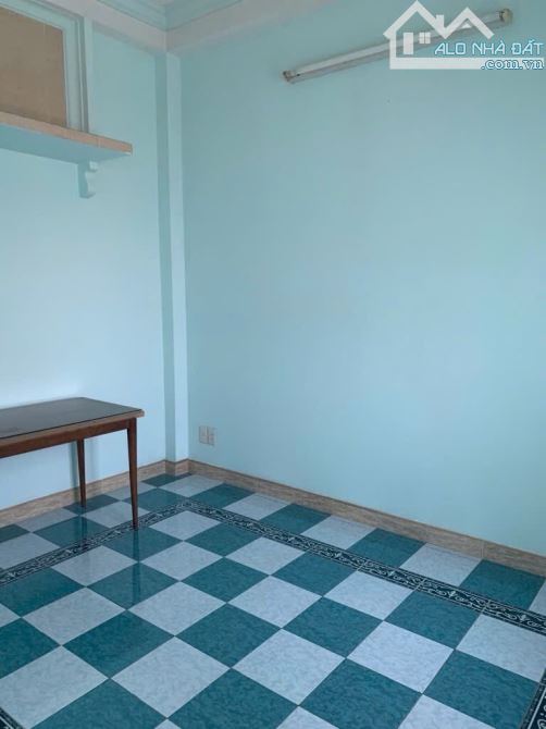 SIÊU PHẨM NHÀ ĐẸP NGAY BẠCH ĐẰNG - DT KHỦNG 94M2 - HẺM 8M XE HƠI VI VU - 2
