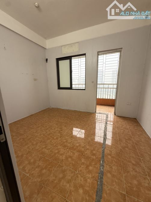 BÁN ĐẤT MẶT PHỐ Vũ TÔNG PHAN 1111M2- mặt tiền 12m- giá 200 tỷ - 3