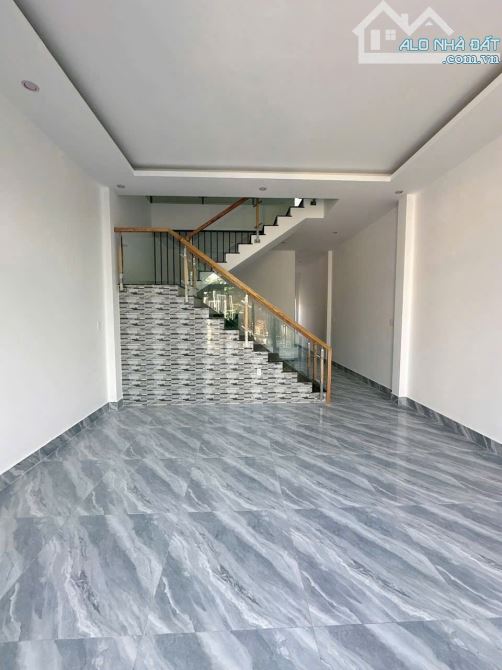 BÁN NHÀ 1 LẦU 1 TRỆT XÃ THẠNH PHÚ HUYỆN VĨNH CỬU . - 3