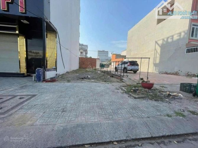 Một lô duy nhất 140m2 ngay kế bên chợ Đại Phước, cách Phà chỉ 1,8 km giá 2ty - 3