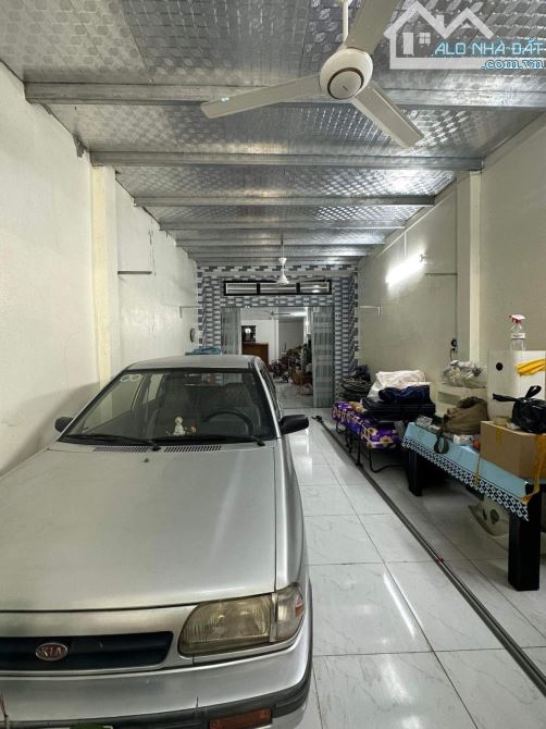 Bán nhanh nhà 110m2 Hoàng Bật Đạt. P15. Tân Bình. Chỉ 6.6T - 3