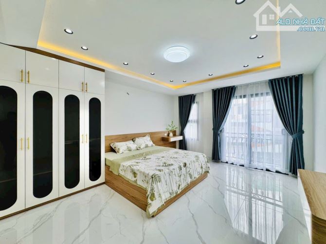 BÁN NHÀ NGAY LÊ QUANG ĐỊNH PHƯỜNG 1 GÒ VẤP, 40M2 5 LẦU 3PN KHÉP KÍN, CHỈ NHỈNH 6T - 3
