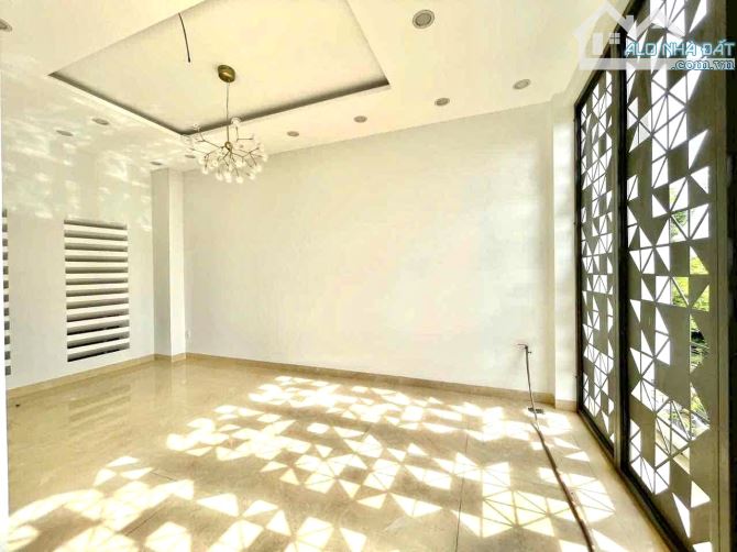 CHỦ CẦN BÁN NHANH BIỆT THỰ PHẠM PHÚ TIẾT- 195M2- NGANG 10M- THƯƠNG LƯỢNG NHANH. - 3