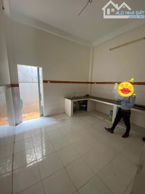 Bán nhà riêng 1 trệt 1 lầu, SHR, Thới Tam Thôn, Hóc Môn. Giá 1,1 tỷ - 3