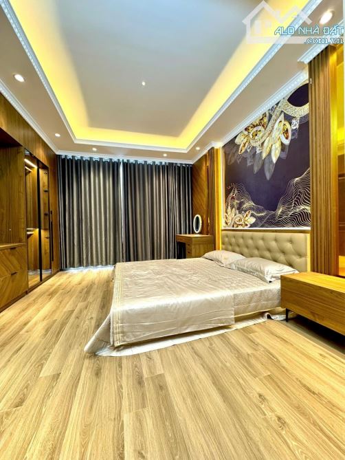 Hoa Hậu Phố Trung Kính- Diện Tích 35m2x5T- Gần Phố - Full Nội Thất - Giá 7.98 Tỷ - 3