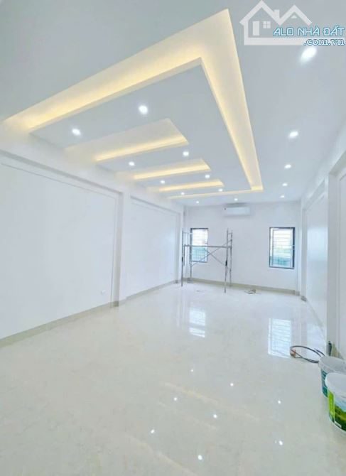 Bán nhà 2 tâng . Mao Trung . Phượng Mao . dt 72m . mt 4,5m . hướng ĐN . giá 5 ty9 - 3
