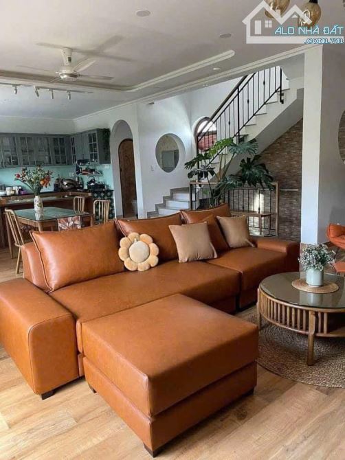 12Tỷ__Mặt Tiền Kinh Doanh đường Nguyễn Thái Học, gần chợ Dĩ an 1__Nhà Hoàn Công gần TTYTDA - 2