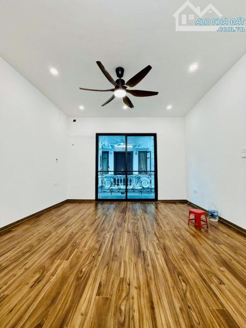 Nhà đẹp Yên Hoà, ô tô đỗ cửa, mới kong, ở luôn, nội thất xịn, 38m2, mt 4m, 10.x tỷ - 3