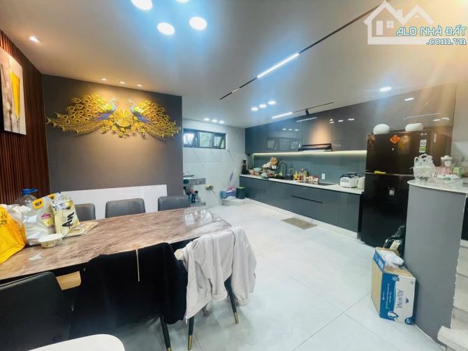 Bán gấp nhà đẹp 3 tầng,ngang 5m,hẻm 6m thông sát bên chợ Hạnh Thông Tây, P.11,Gò Vấp - 3