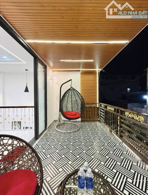 CHỦ NGỘP VỐN BÁN GẤP NHÀ NGUYỄN BIỂU,QUẬN 5-GIÁ:4,31TỶ/73,6m2(4,6x16m).ĐANG CHO THUÊ - 3