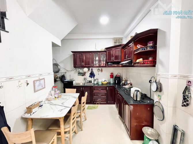 Chỉ 5.9 tỷ- NHÀ ĐẸP QUANG TRUNG-4x13-4 tầng BTCT-CN đủ - 3