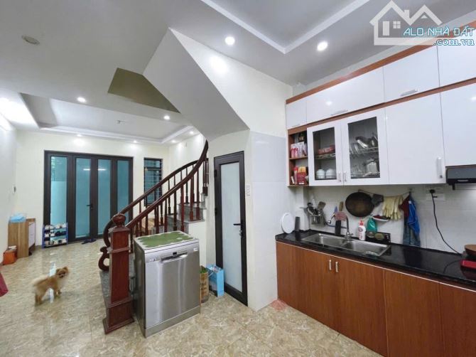 Bán nhà Phúc Thành Biên Giang Hà Đông, 35m 4 tầng 4 ngủ, Ô tô đỗ gần, giá nhỉnh 3 tỷ - 3