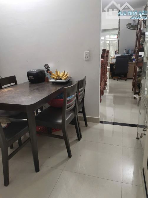 Bán nhà MT đường số Nguyễn Xiển 4 x 18 = 72m2. 4.25 tỷ - 3