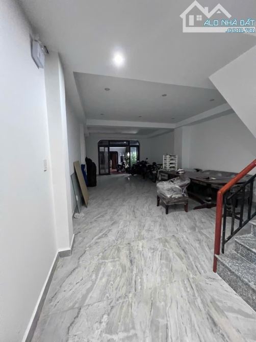 Bán CHDV 5 tầng Mặt tiền hẻm đường HHG phường THẠNH LỘC Q12, dt 180,2m²(5x33),giá 12,5 tỷ - 3