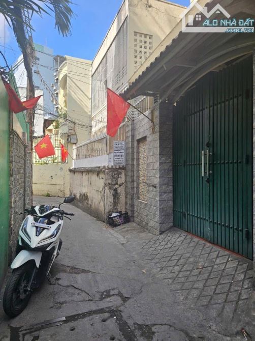 KẸT TIỀN BÁN GẤP - HẠ GIÁ SIÊU HỜI - DT LỚN 94M2 - NGAY SÁT Q1 - 3