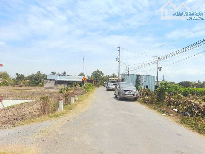 Quá Vip, 102m2 đất thổ cư đường nhựa nguyễn thị lầu chỉ 699tr - 3