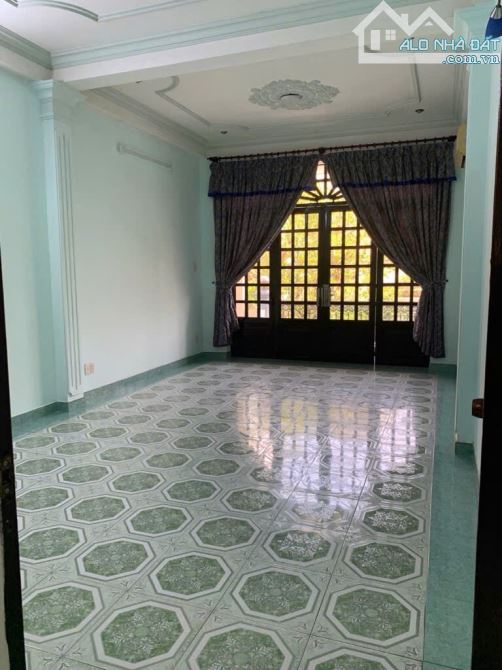 SIÊU PHẨM NHÀ ĐẸP NGAY BẠCH ĐẰNG - DT KHỦNG 94M2 - HẺM 8M XE HƠI VI VU - 3