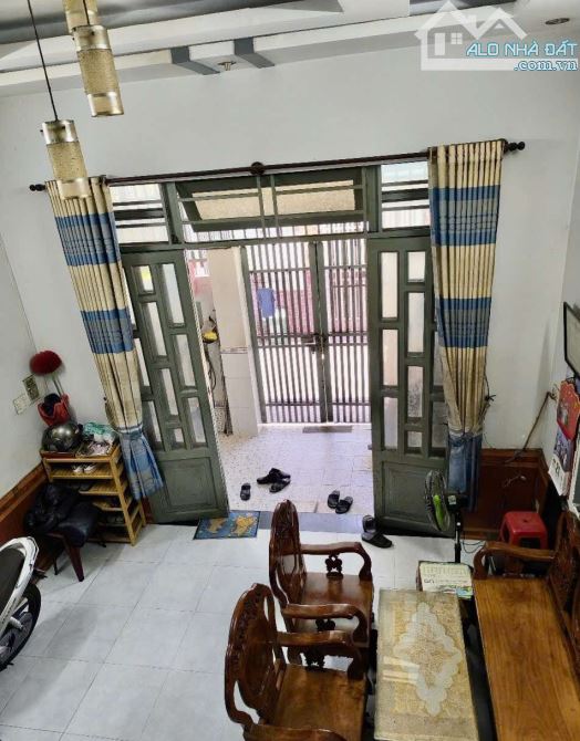 NHÀ 3 TẦNG CÒN MỚI VÀO Ở NGAY, 58M2, HXH, GẦN BÊN BỆNH VIỆN QUẬN 12 , CHỈ 4.45 TỶ TL - 3