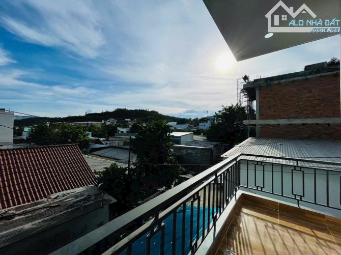 Nhà hẻm ô tô Nguyễn Xiển gần Cô Nuôi dạy trẻ chỉ 3 tỷ 200 - 4