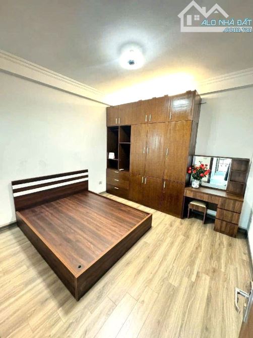 🚨 SIÊU HIẾM! BÁN NHÀ GIA THỤY - LONG BIÊN, Ô TÔ VÀO NHÀ - FULL NỘI THẤT, 48M² CHỈ 12.5 TỶ - 4