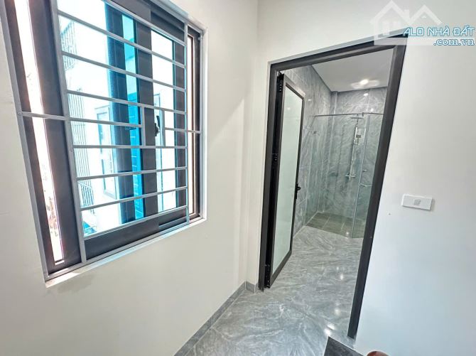 Bán nhà xây mới Yên nghĩa - 35m cầu thang giữa -phòng nào cũng có cửa - giá chỉ 5ty5 - 4