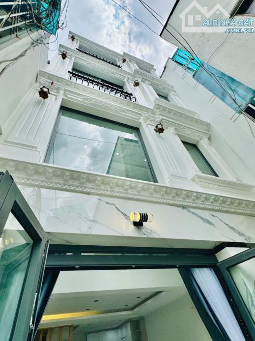 BÁN NHÀ NGAY LÊ QUANG ĐỊNH PHƯỜNG 1 GÒ VẤP, 40M2 5 LẦU 3PN KHÉP KÍN, CHỈ NHỈNH 6T - 4