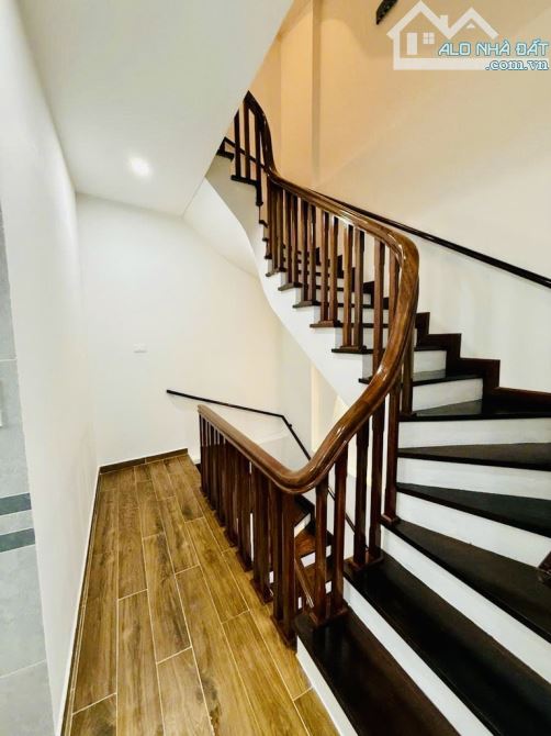 Nhà đẹp Yên Hoà, ô tô đỗ cửa, mới kong, ở luôn, nội thất xịn, 38m2, mt 4m, 10.x tỷ - 4