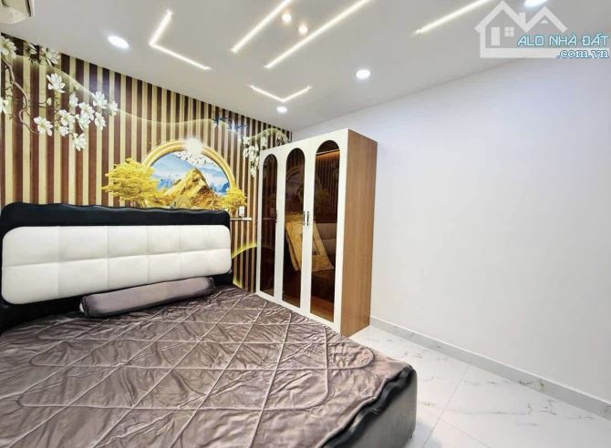 CHỦ NGỘP VỐN BÁN GẤP NHÀ NGUYỄN BIỂU,QUẬN 5-GIÁ:4,31TỶ/73,6m2(4,6x16m).ĐANG CHO THUÊ - 4