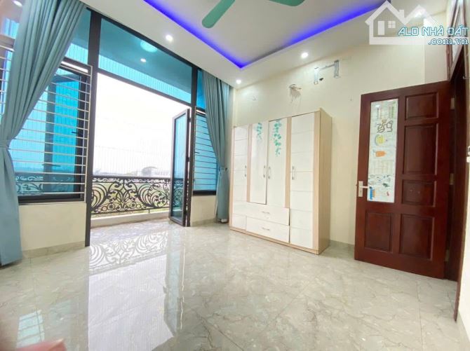 Bán Nhà Phân Lô Liền Kề Mậu Lương, Vỉa Hè Ô Tô Tránh Đỗ, Kinh Doanh 50m2 Giá 14,5 TỶ - 3