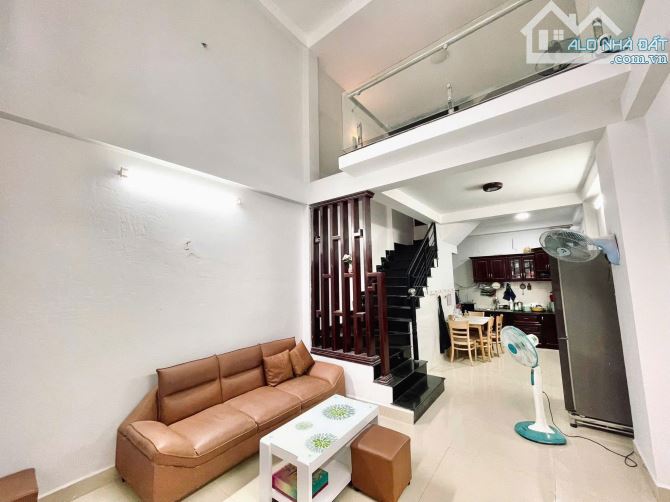 Chỉ 5.9 tỷ- NHÀ ĐẸP QUANG TRUNG-4x13-4 tầng BTCT-CN đủ - 4