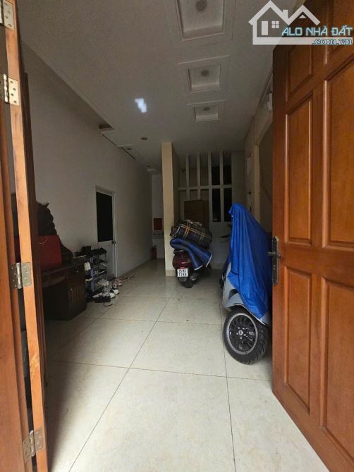 KẸT TIỀN BÁN GẤP - HẠ GIÁ SIÊU HỜI - DT LỚN 94M2 - NGAY SÁT Q1 - 4